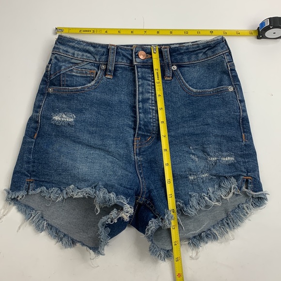 We the Free Denim Jean Shorts Size 25 Free People Distressed Raw Hem pockets - Picture 13 of 14